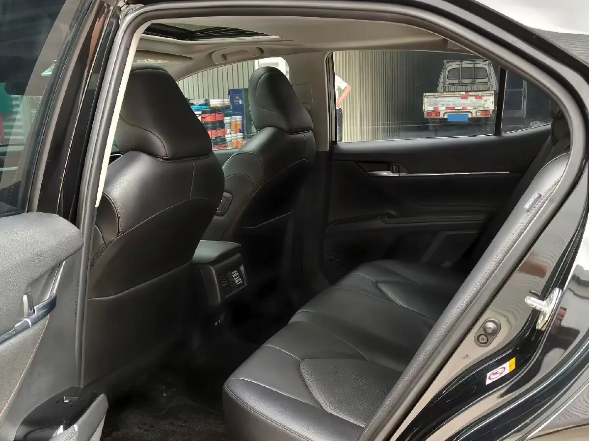 2018 Toyota Camry 2.0L 169HP L4 6AT,autocango,china used car exporter,china ev exporter,chinese used car exporter,chinese used ev exporter