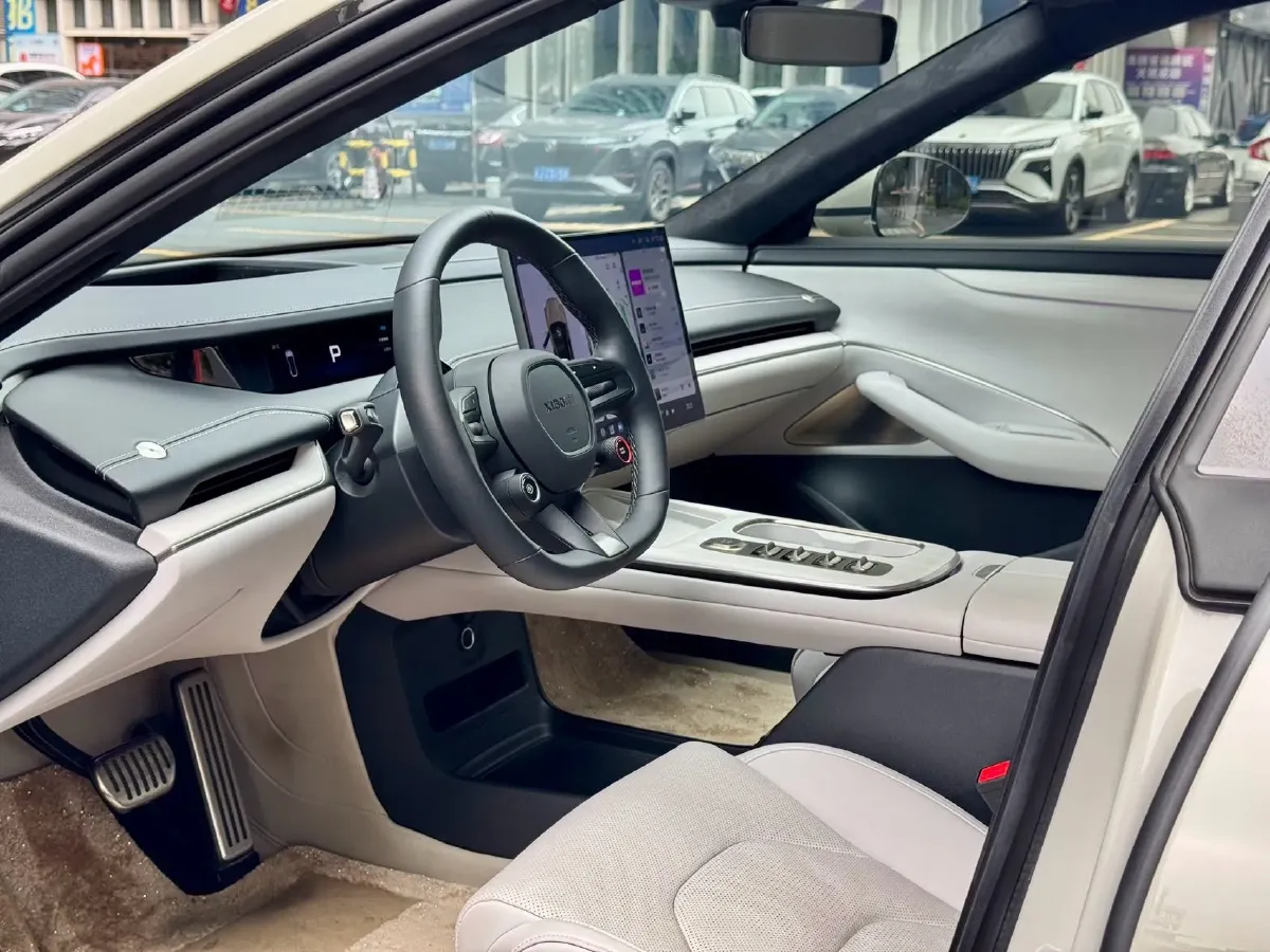 2024 MI SU7 BEV 101KWH,autocango,china used car exporter,china ev exporter,chinese used car exporter,chinese used ev exporter