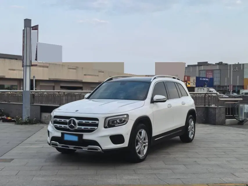 2022 Mercedes-Benz GLB Class 2.0T 190HP L4 8DCT,autocango,china used car exporter,china ev exporter,chinese used car exporter,chinese used ev exporter
