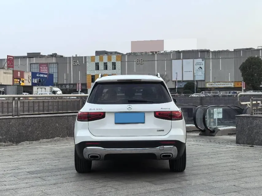 2022 Mercedes-Benz GLB Class 2.0T 190HP L4 8DCT,autocango,china used car exporter,china ev exporter,chinese used car exporter,chinese used ev exporter