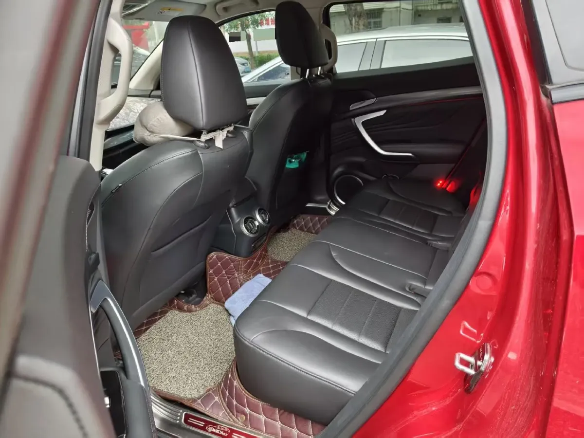 2017 WEY VV7 2.0T 234HP L4 7DCT,autocango,china used car exporter,china ev exporter,chinese used car exporter,chinese used ev exporter