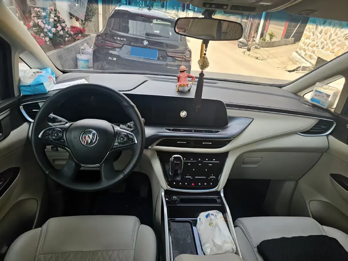 2021 Buick GL8 2.0T 237HP L4 9AT,autocango,china used car exporter,china ev exporter,chinese used car exporter,chinese used ev exporter