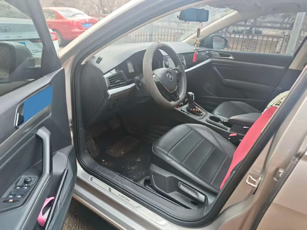 2019 Volkswagen Lavida 1.5L 113HP L4 6AT,autocango,china used car exporter,china ev exporter,chinese used car exporter,chinese used ev exporter
