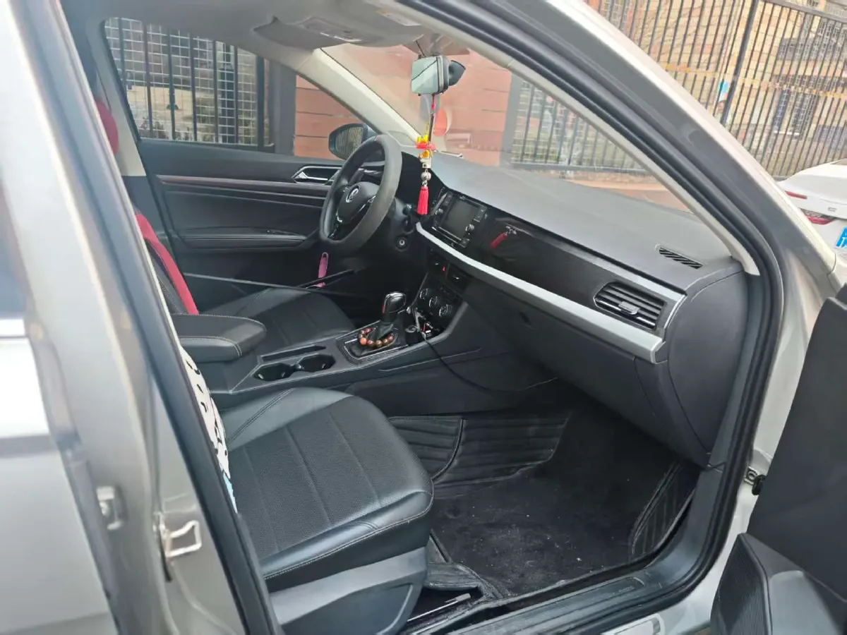 2019 Volkswagen Lavida 1.5L 113HP L4 6AT,autocango,china used car exporter,china ev exporter,chinese used car exporter,chinese used ev exporter