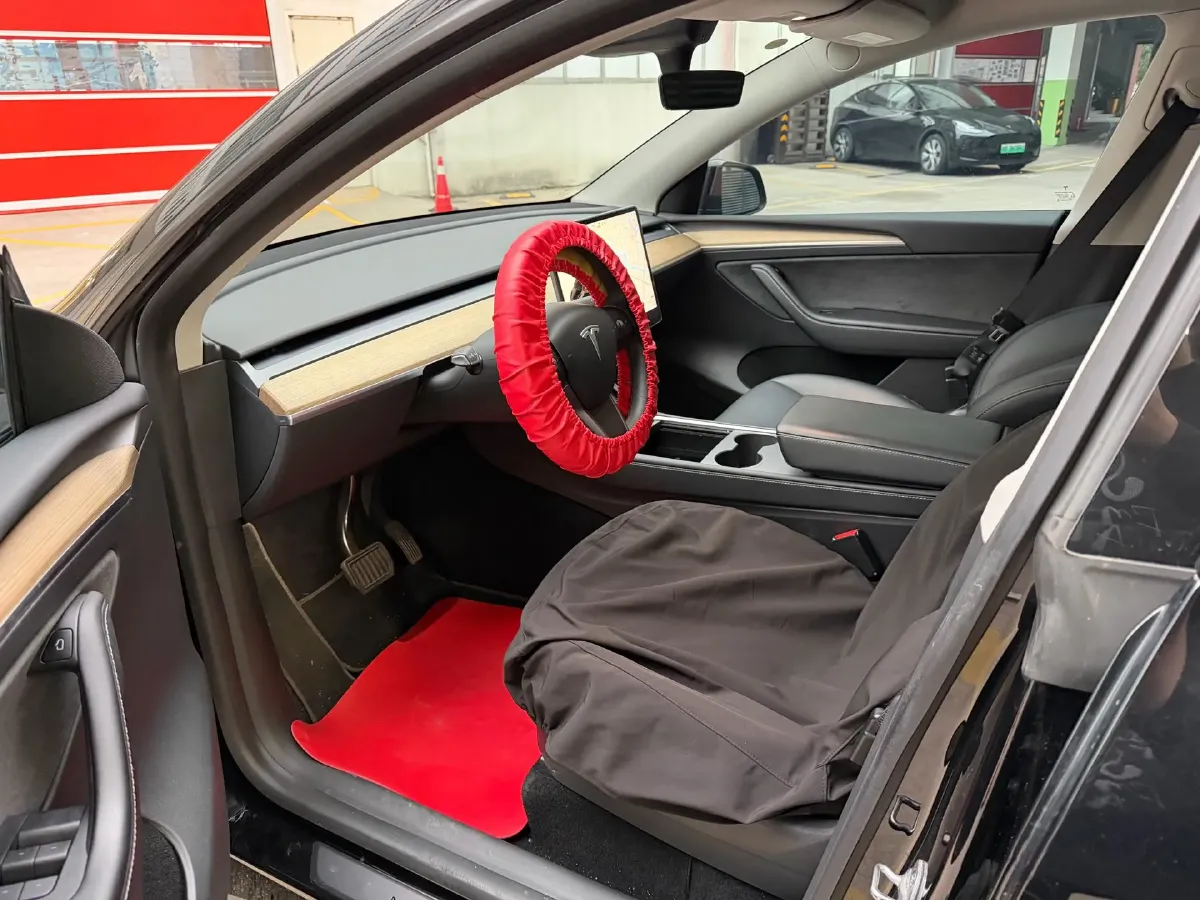 2022 Tesla Model Y BEV 60KWH,autocango,china used car exporter,china ev exporter,chinese used car exporter,chinese used ev exporter