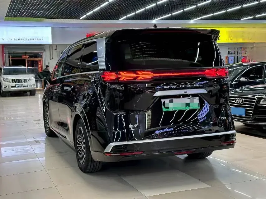 2022 HongQi HS7 3.0T 337HP V6 8AT,autocango,china used car exporter,china ev exporter,chinese used car exporter,chinese used ev exporter