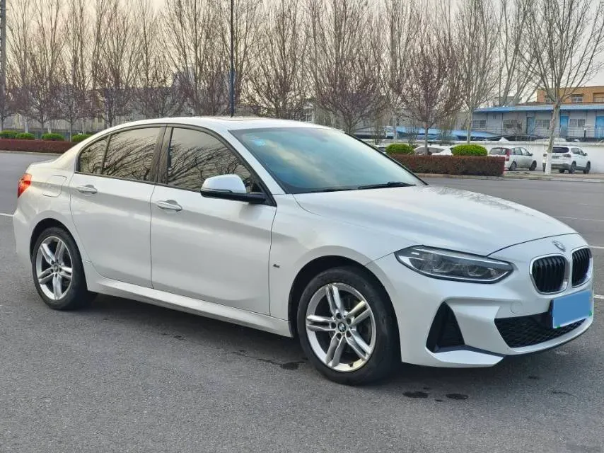 2020 BMW 1 Series 1.5T 140HP L3 7DCT,autocango,china used car exporter,china ev exporter,chinese used car exporter,chinese used ev exporter