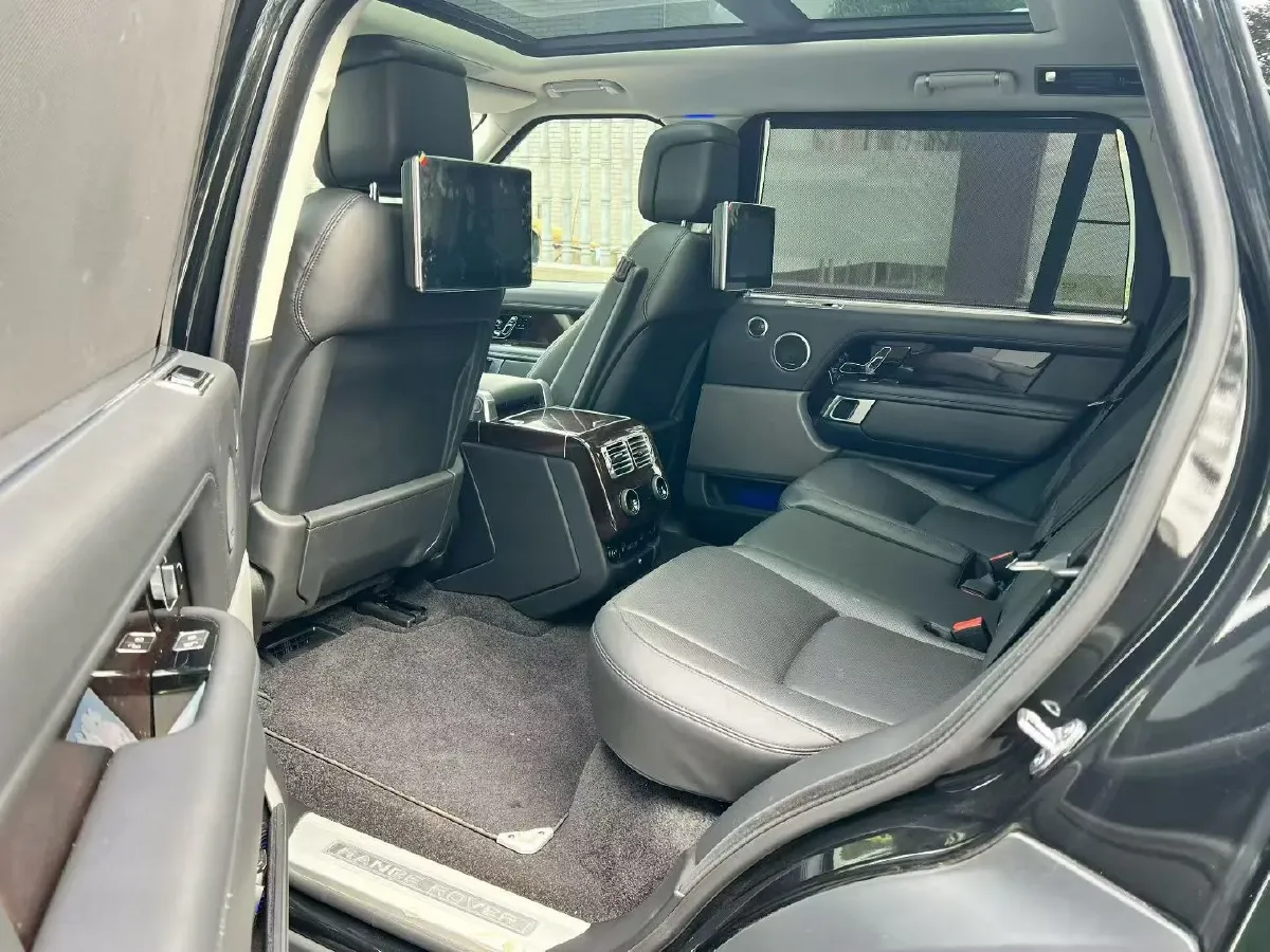 2020 Land Rover Range Rover 3.0T 400HP L6 8AT,autocango,china used car exporter,china ev exporter,chinese used car exporter,chinese used ev exporter