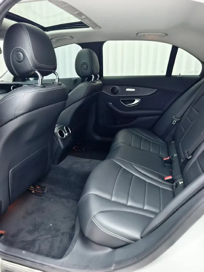 2022 Mercedes-Benz C Class 1.5T 170HP L4 9AT,autocango,china used car exporter,china ev exporter,chinese used car exporter,chinese used ev exporter