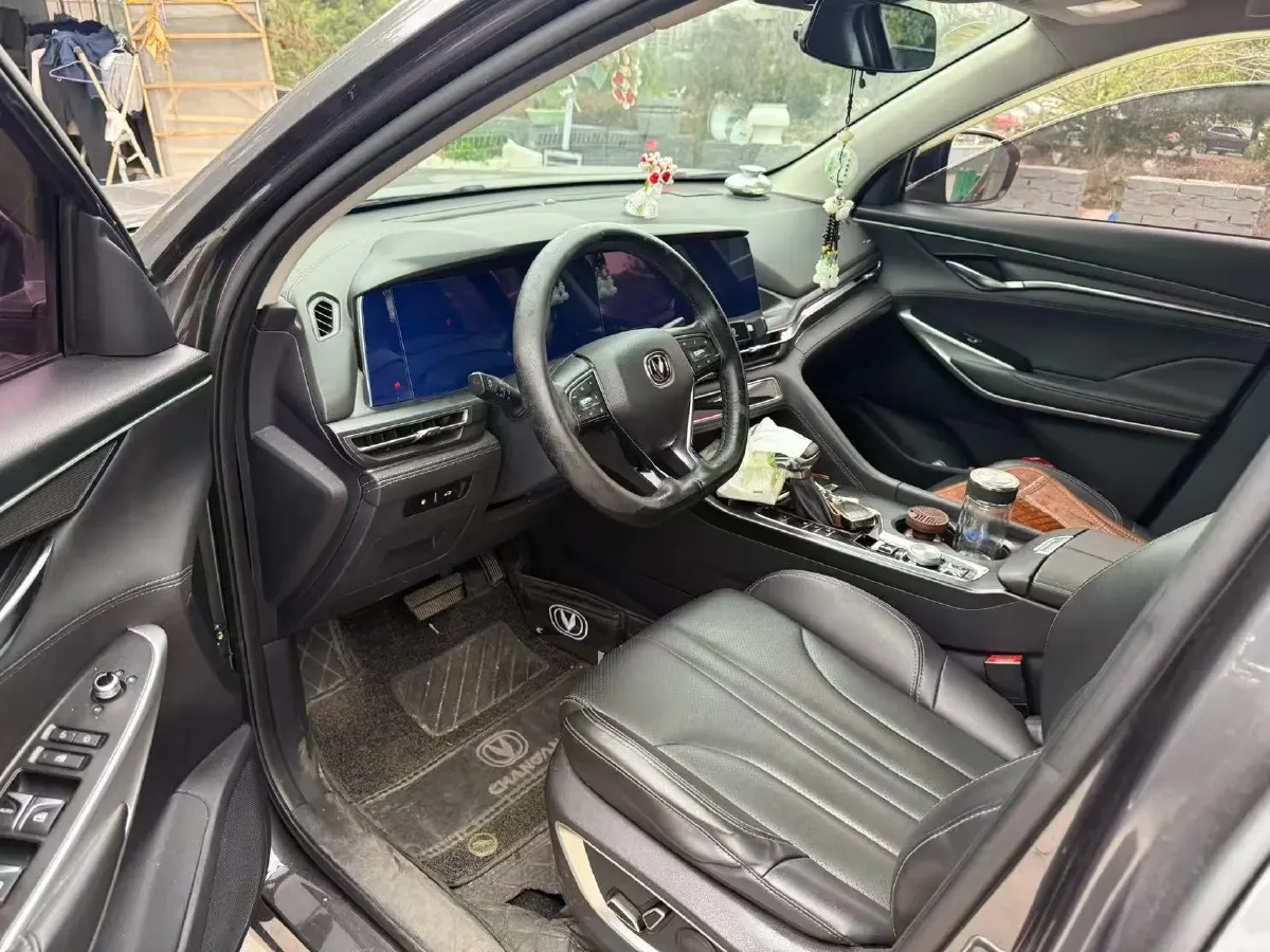 2020 ChangAn CS75 Plus 1.5T 178HP L4 6AT,autocango,china used car exporter,china ev exporter,chinese used car exporter,chinese used ev exporter