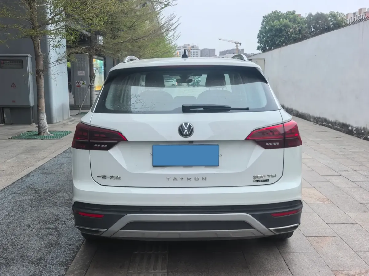 2022 Volkswagen Tayron 2.0T 220HP L4 7DCT,autocango,china used car exporter,china ev exporter,chinese used car exporter,chinese used ev exporter