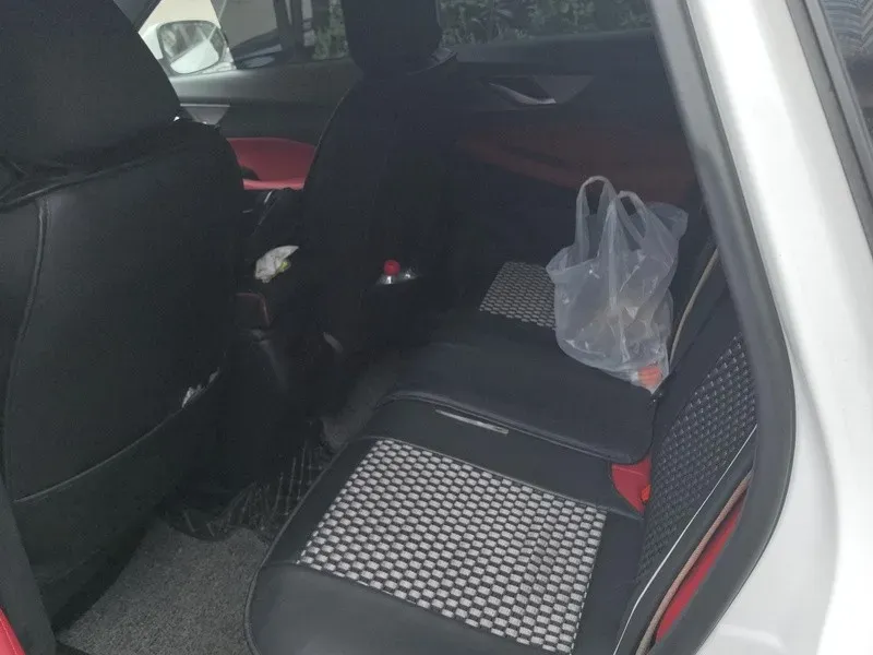 2023 ChangAn CS35 Plus 1.4T 160HP L4 7DCT,autocango,china used car exporter,china ev exporter,chinese used car exporter,chinese used ev exporter