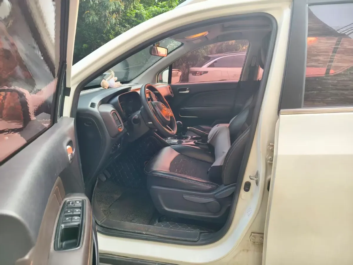 2017 GAC Trumpchi GS3 1.5L 114HP L4 5MT,autocango,china used car exporter,china ev exporter,chinese used car exporter,chinese used ev exporter