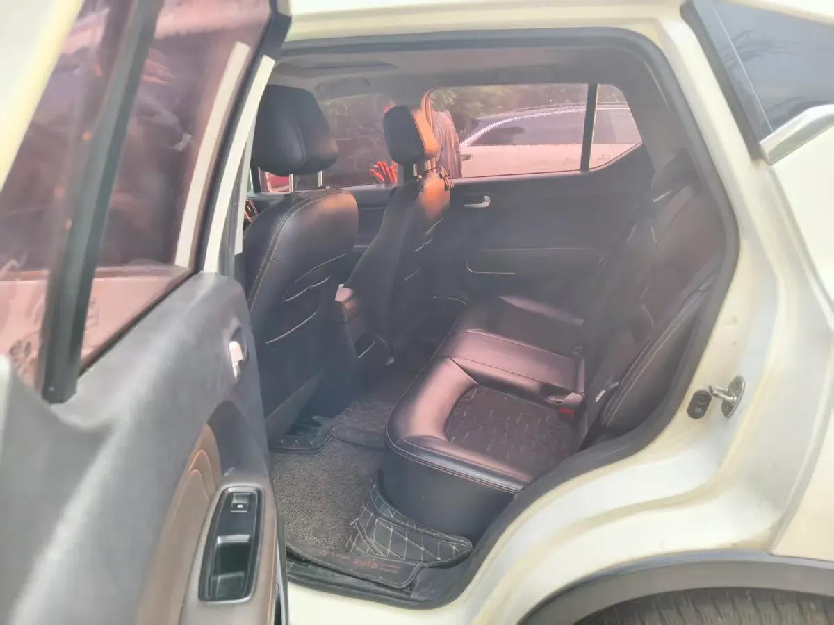 2017 GAC Trumpchi GS3 1.5L 114HP L4 5MT,autocango,china used car exporter,china ev exporter,chinese used car exporter,chinese used ev exporter