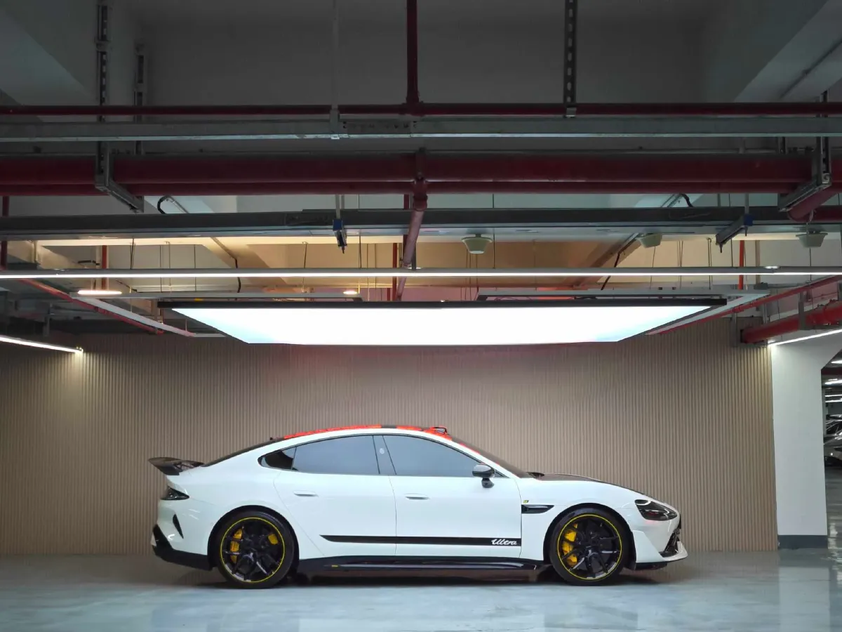 2025 MI SU7 Ultra BEV 93.7KWH,autocango,china used car exporter,china ev exporter,chinese used car exporter,chinese used ev exporter