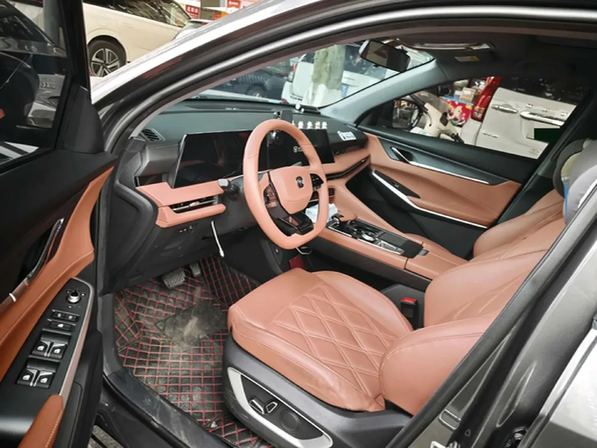 2023 ChangAn CS75 Plus 1.5T 188HP L4 8AT,autocango,china used car exporter,china ev exporter,chinese used car exporter,chinese used ev exporter