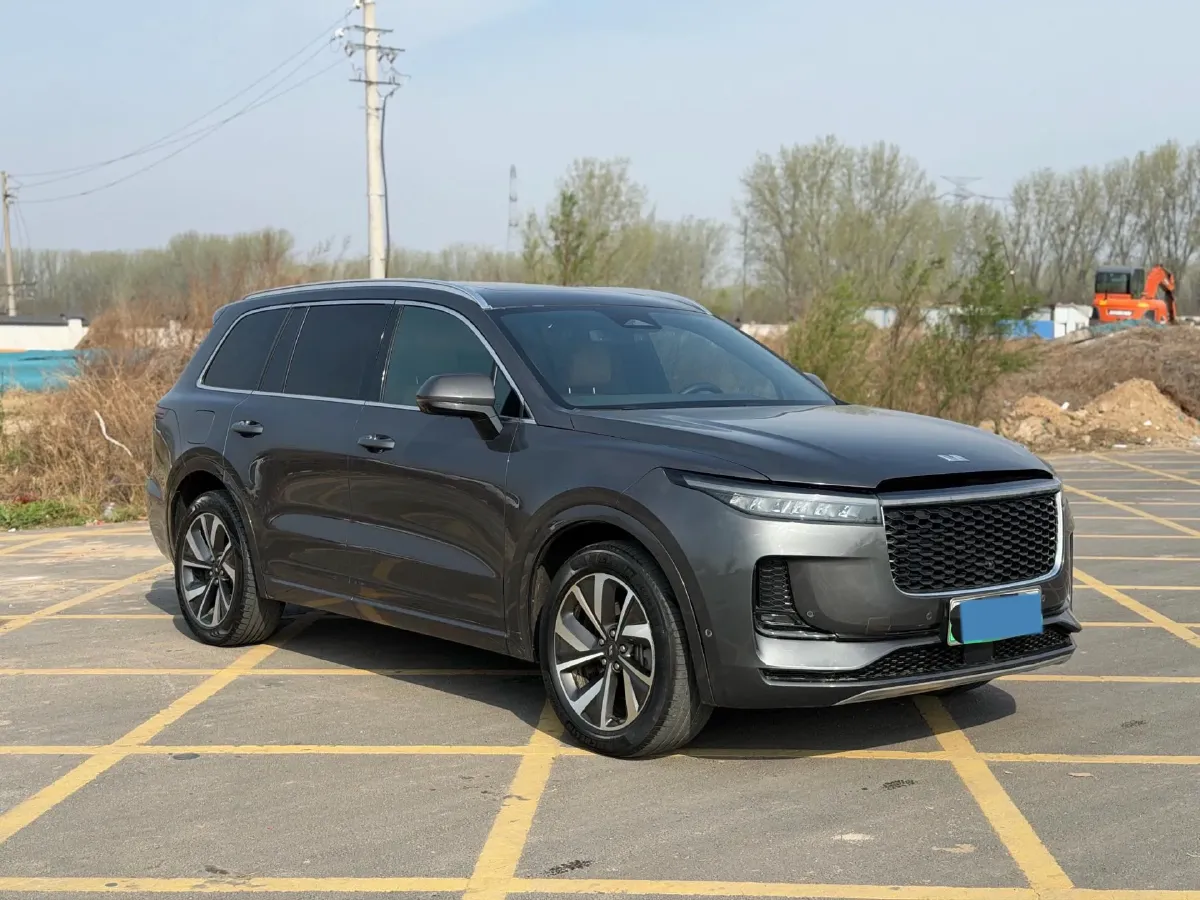2021 Li ONE Range Extended 131HP REEV 40.5KWH,autocango,china used car exporter,china ev exporter,chinese used car exporter,chinese used ev exporter