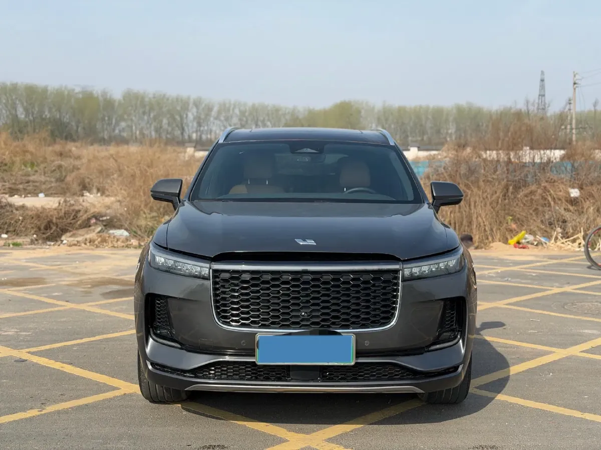 2021 Li ONE Range Extended 131HP REEV 40.5KWH,autocango,china used car exporter,china ev exporter,chinese used car exporter,chinese used ev exporter