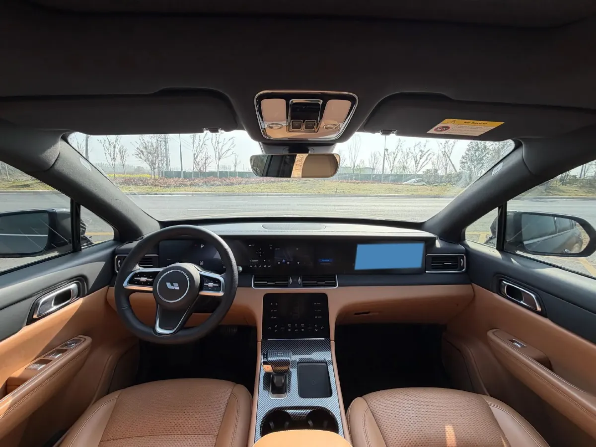 2021 Li ONE Range Extended 131HP REEV 40.5KWH,autocango,china used car exporter,china ev exporter,chinese used car exporter,chinese used ev exporter