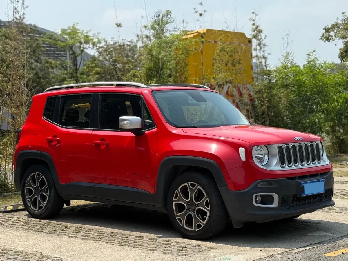 2017 Jeep Renegade 1.4T 150HP L4 7DCT,autocango,china used car exporter,china ev exporter,chinese used car exporter,chinese used ev exporter