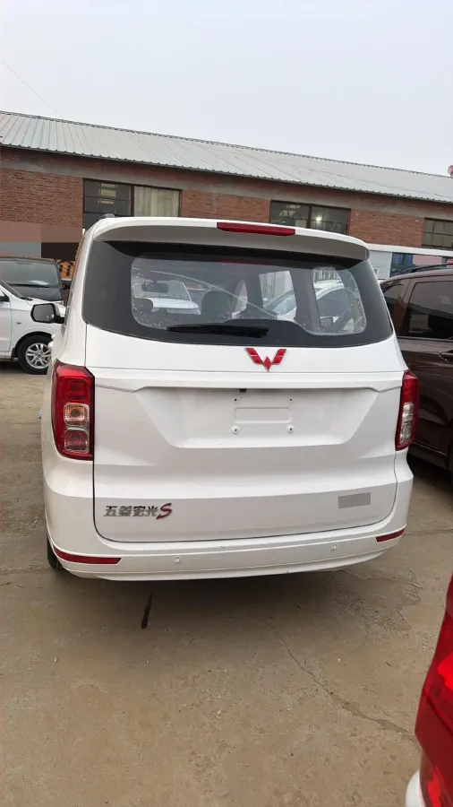2019 WuLing HongGuang 1.5L 99HP L4 6MT,autocango,china used car exporter,china ev exporter,chinese used car exporter,chinese used ev exporter