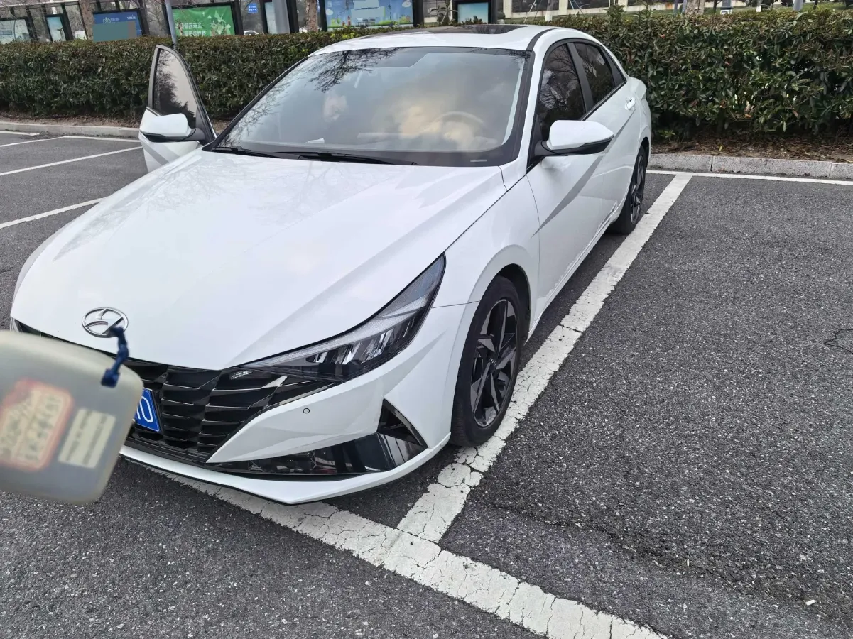 2022 Hyundai Elantra 1.5L 115HP L4 CVT,autocango,china used car exporter,china ev exporter,chinese used car exporter,chinese used ev exporter