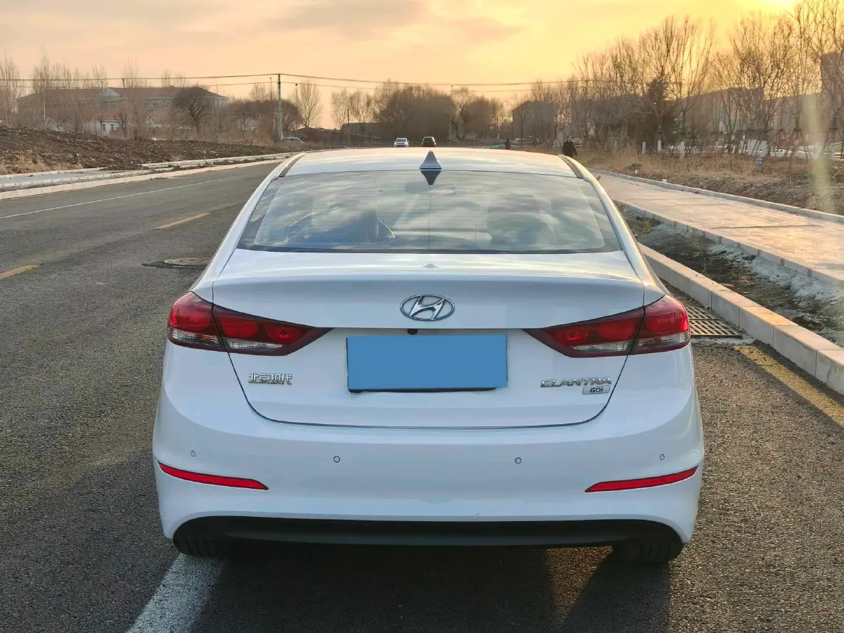 2016 Hyundai Elantra 1.6L 130HP L4 6AT,autocango,china used car exporter,china ev exporter,chinese used car exporter,chinese used ev exporter