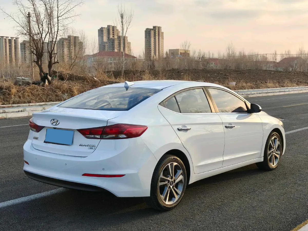 2016 Hyundai Elantra 1.6L 130HP L4 6AT,autocango,china used car exporter,china ev exporter,chinese used car exporter,chinese used ev exporter