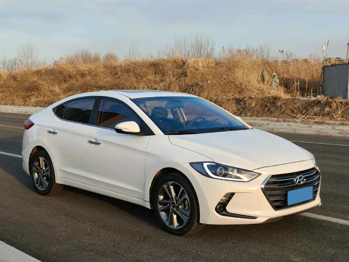 2016 Hyundai Elantra 1.6L 130HP L4 6AT,autocango,china used car exporter,china ev exporter,chinese used car exporter,chinese used ev exporter