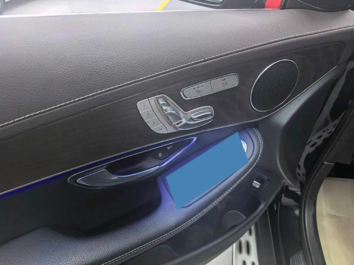 2020 Mercedes-Benz GLC Class 2.0T 258HP L4 9AT,autocango,china used car exporter,china ev exporter,chinese used car exporter,chinese used ev exporter