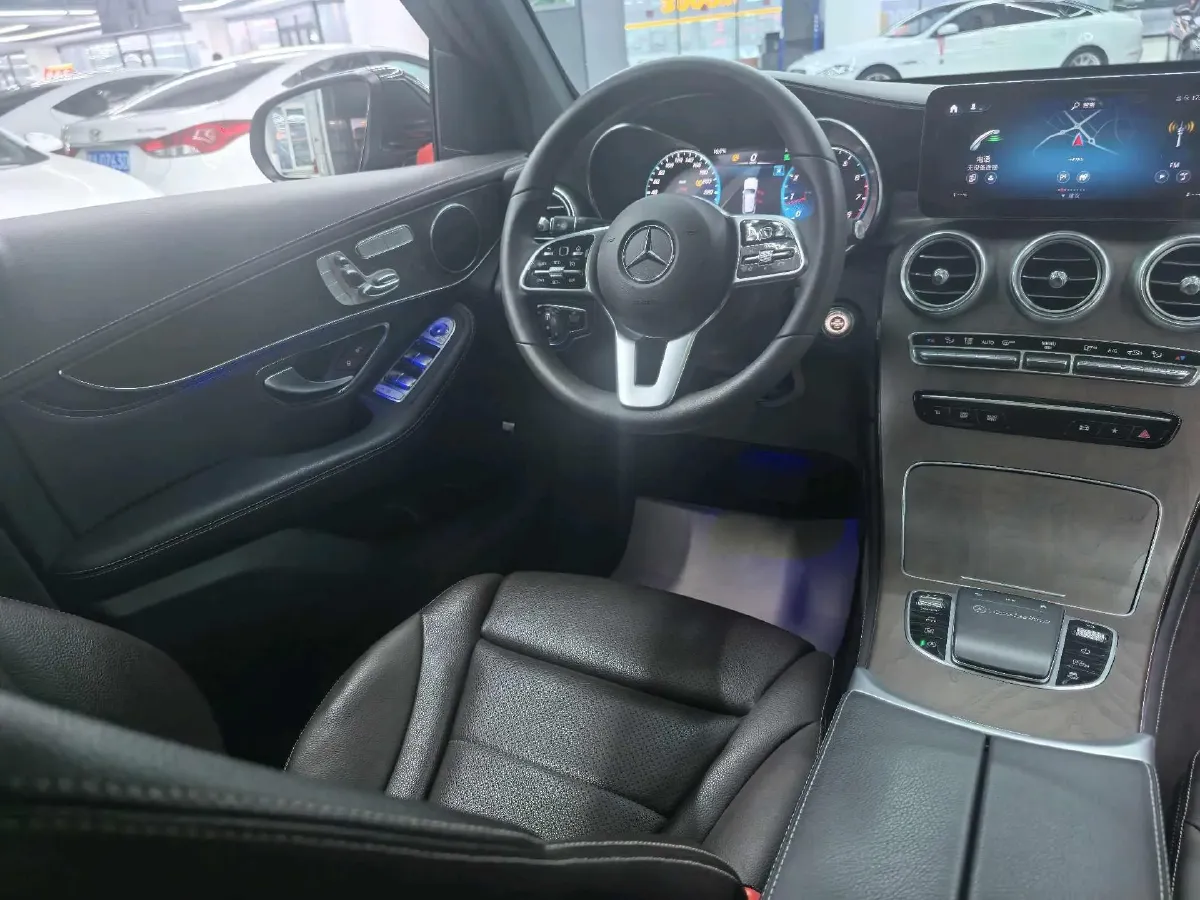 2020 Mercedes-Benz GLC Class 2.0T 258HP L4 9AT,autocango,china used car exporter,china ev exporter,chinese used car exporter,chinese used ev exporter