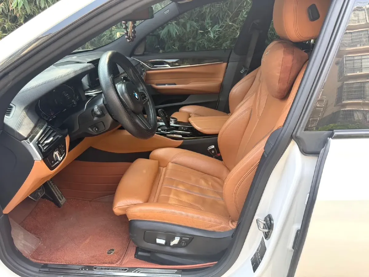 2020 BMW 6 Series GT 2.0T 258HP L4 8AT,autocango,china used car exporter,china ev exporter,chinese used car exporter,chinese used ev exporter