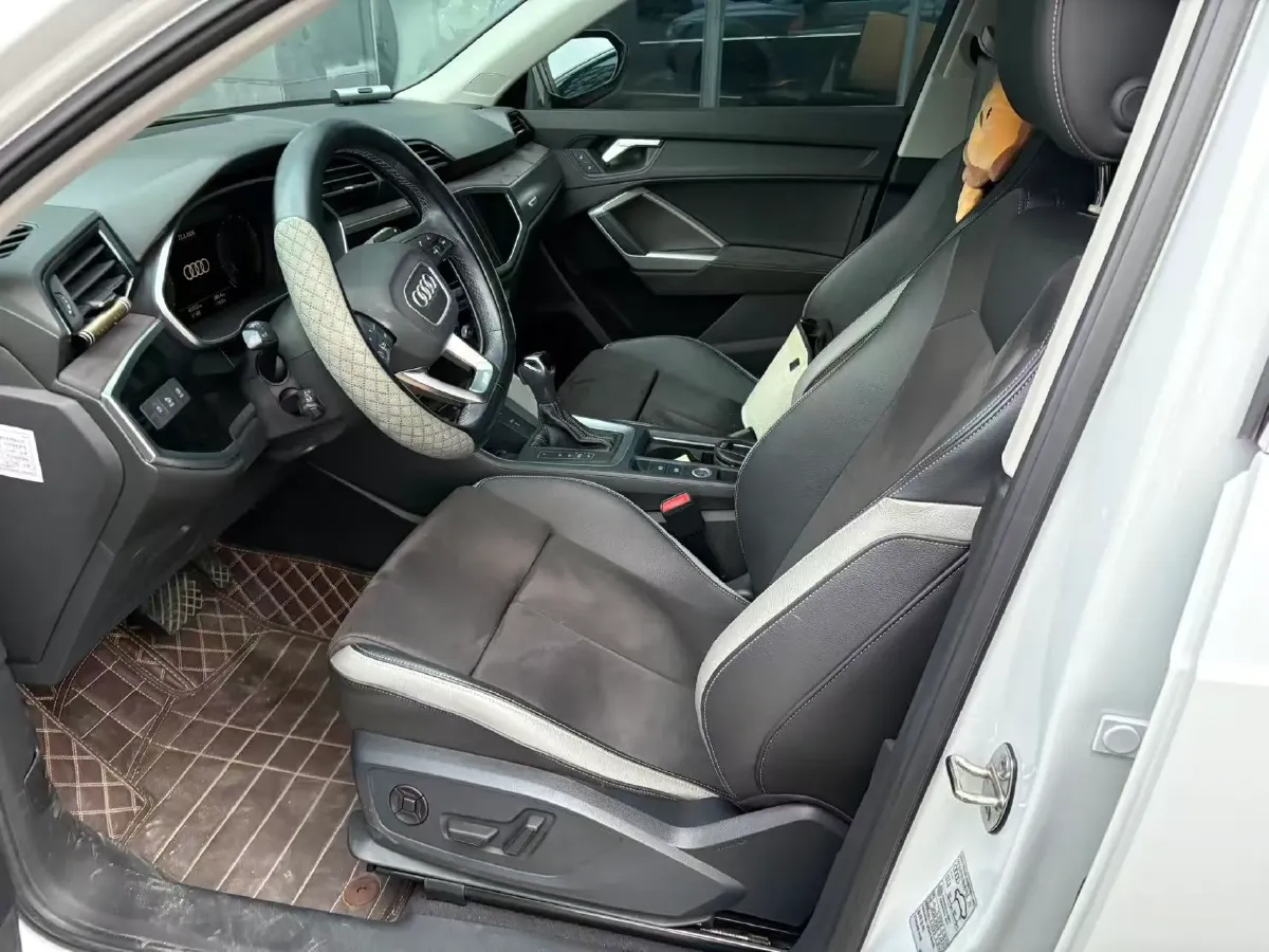 2022 Audi Q3 1.4T 150HP L4 7DCT,autocango,china used car exporter,china ev exporter,chinese used car exporter,chinese used ev exporter
