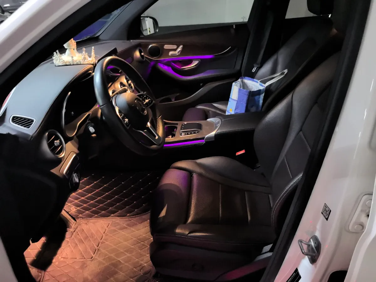 2020 Mercedes-Benz GLC Class 2.0T 258HP L4 9AT,autocango,china used car exporter,china ev exporter,chinese used car exporter,chinese used ev exporter