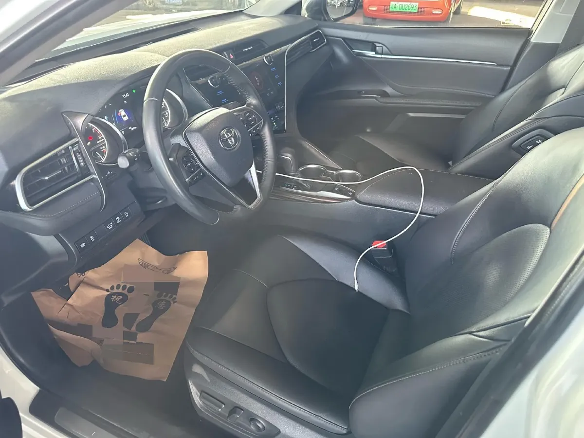 2018 Toyota Camry 2.0L 169HP L4 6AT,autocango,china used car exporter,china ev exporter,chinese used car exporter,chinese used ev exporter