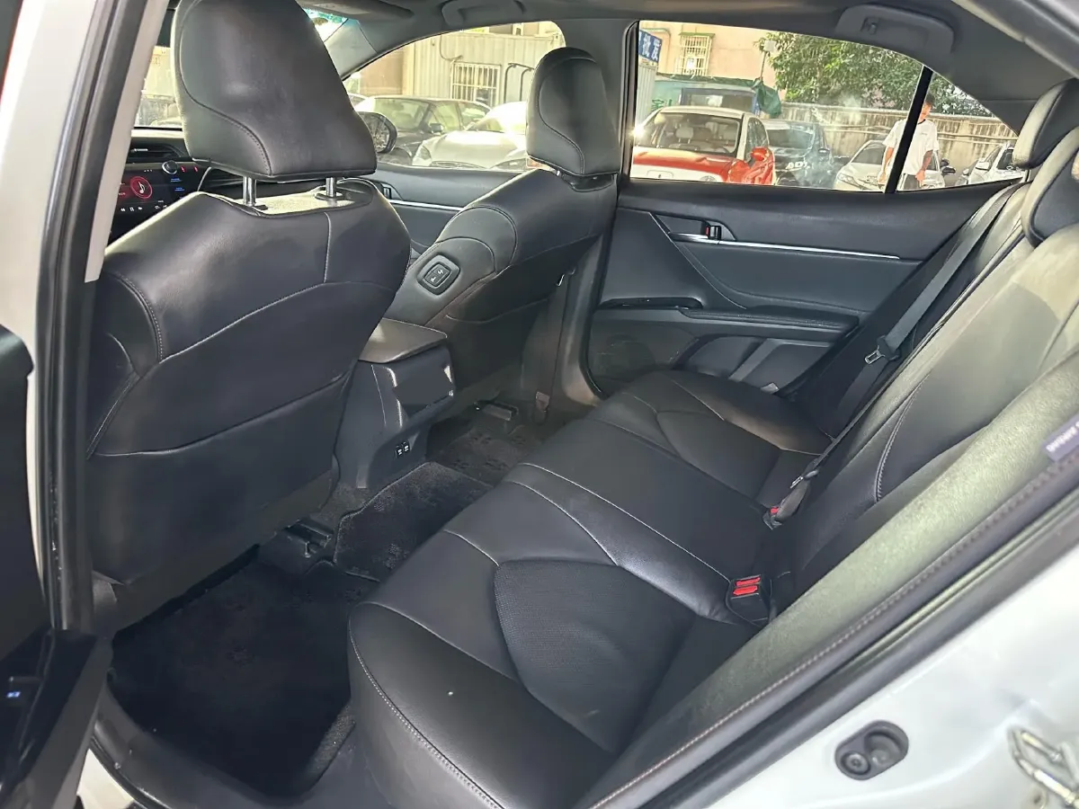 2018 Toyota Camry 2.0L 169HP L4 6AT,autocango,china used car exporter,china ev exporter,chinese used car exporter,chinese used ev exporter