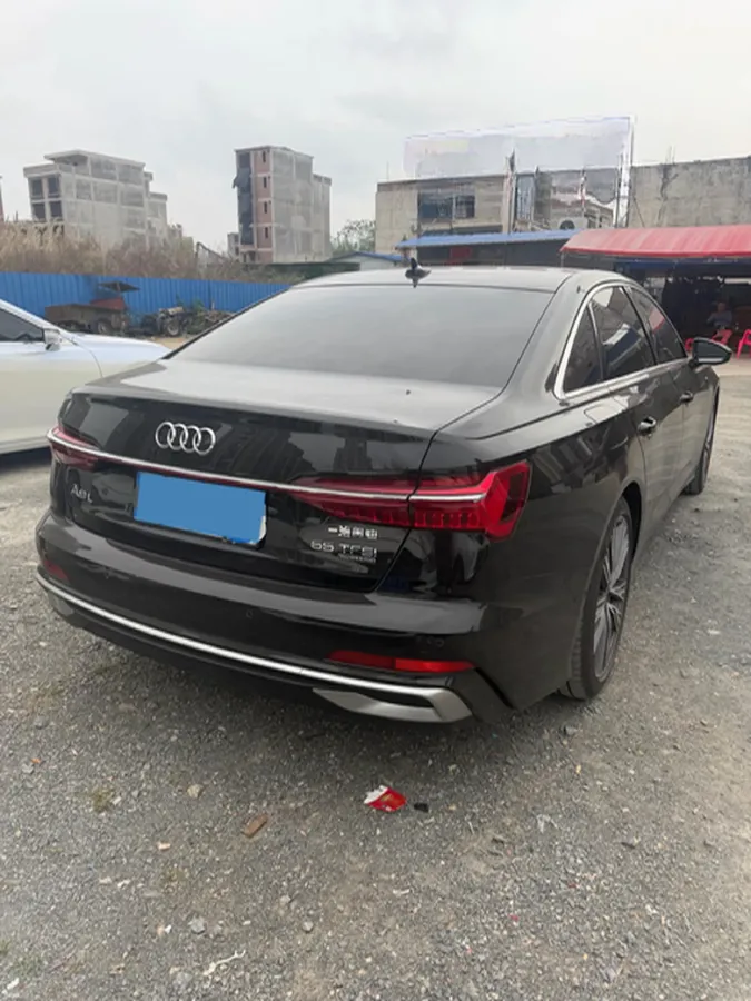 2024 Audi A6L 2.0T 245HP L4 7DCT,autocango,china used car exporter,china ev exporter,chinese used car exporter,chinese used ev exporter
