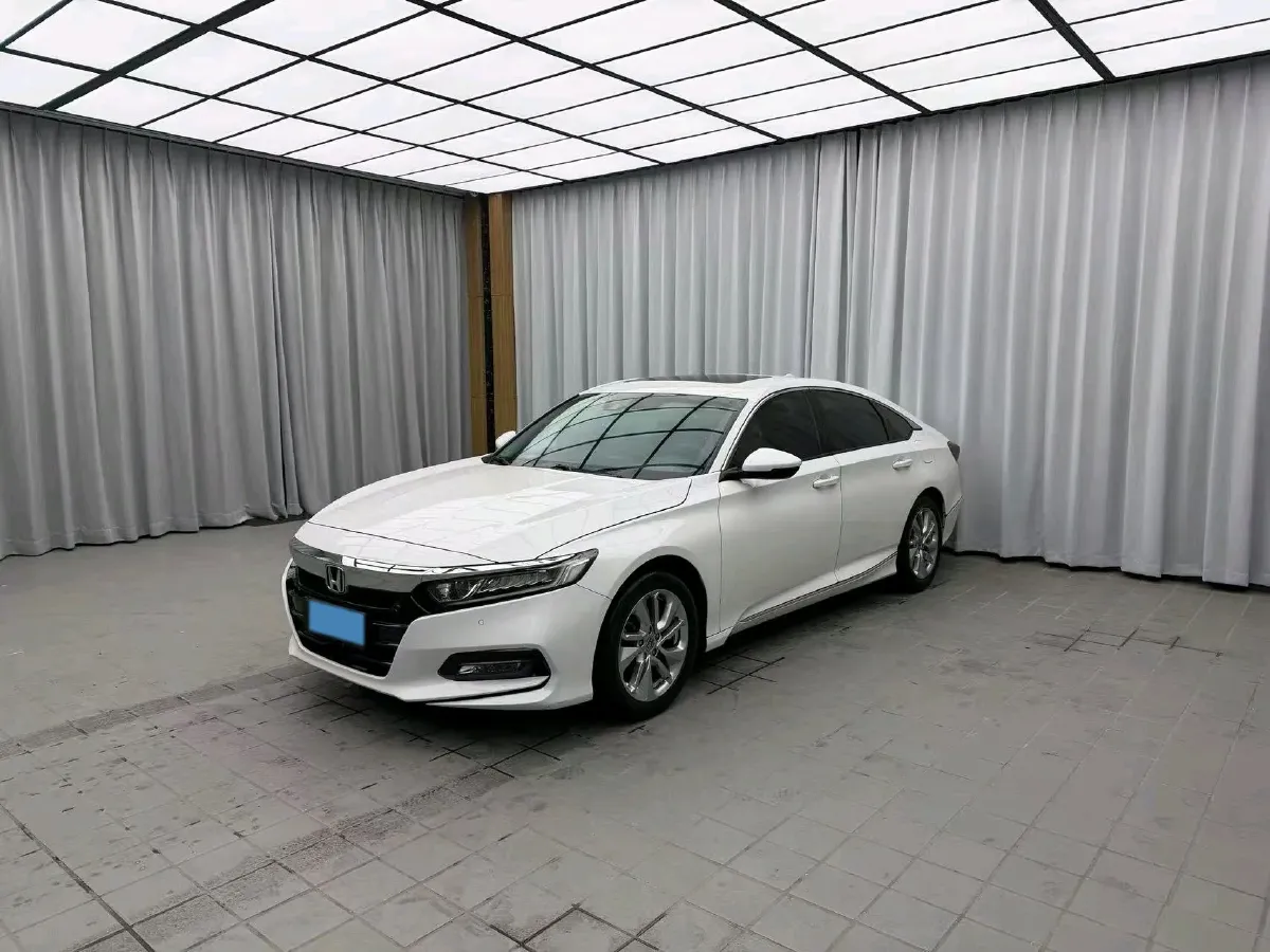 2018 Honda Accord 1.5T 194HP L4 CVT,autocango,china used car exporter,china ev exporter,chinese used car exporter,chinese used ev exporter