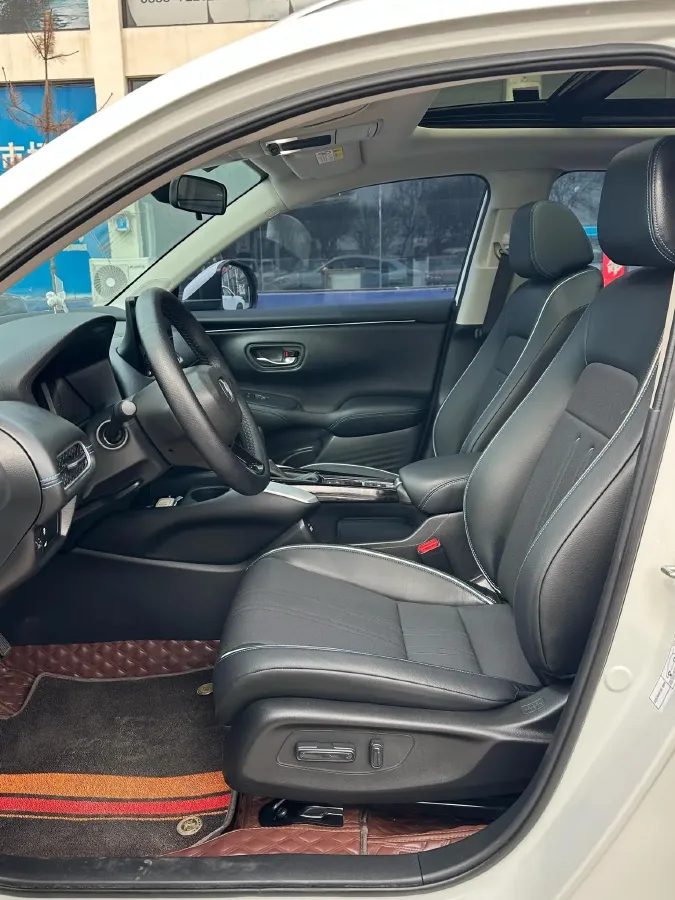 2023 Honda HR-V 1.5T 182HP L4 CVT,autocango,china used car exporter,china ev exporter,chinese used car exporter,chinese used ev exporter