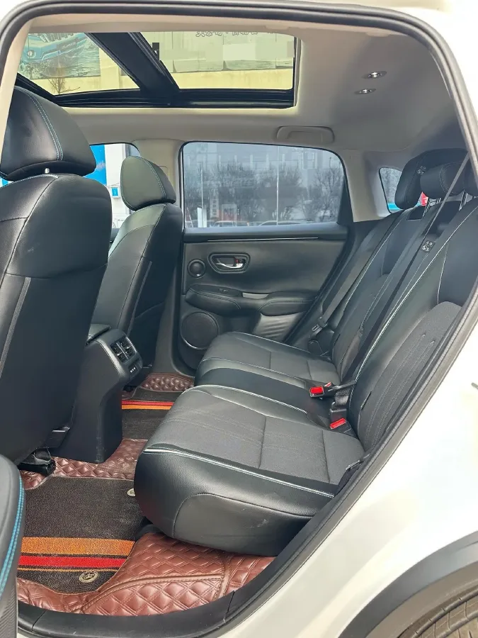 2023 Honda HR-V 1.5T 182HP L4 CVT,autocango,china used car exporter,china ev exporter,chinese used car exporter,chinese used ev exporter