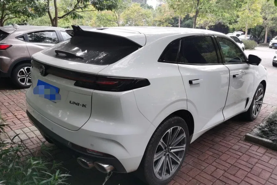 2021 ChangAn UNI-K 2.0T 233HP L4 8AT,autocango,china used car exporter,china ev exporter,chinese used car exporter,chinese used ev exporter