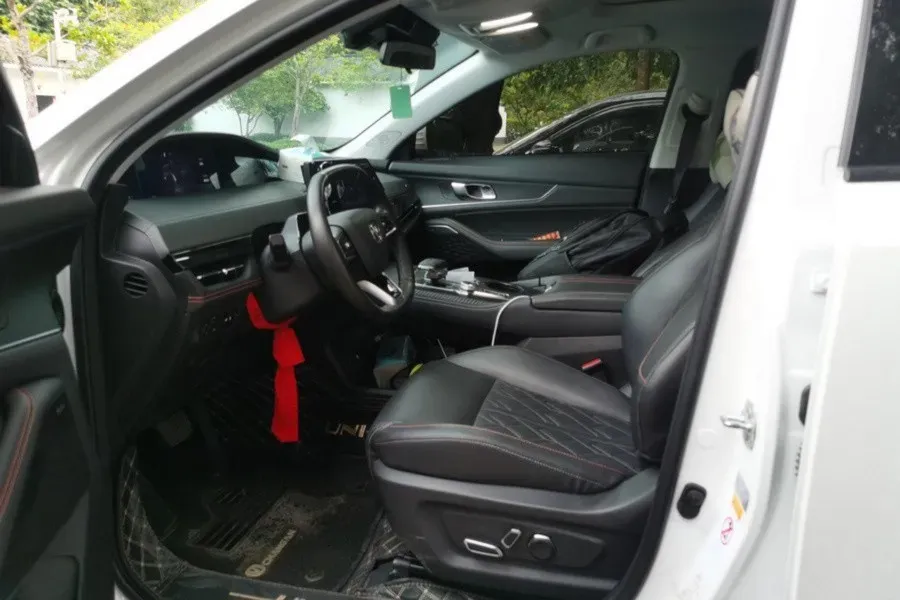 2021 ChangAn UNI-K 2.0T 233HP L4 8AT,autocango,china used car exporter,china ev exporter,chinese used car exporter,chinese used ev exporter