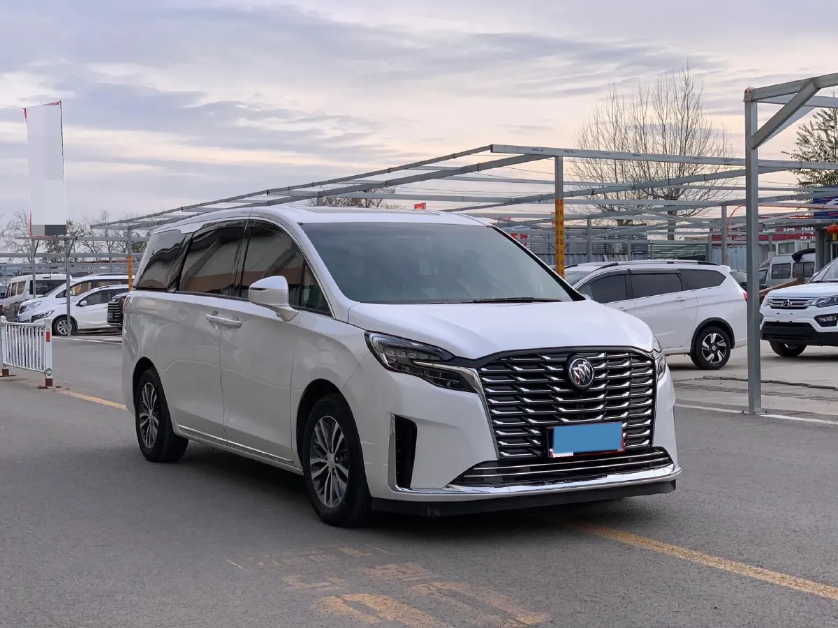 2023 Buick GL8 2.0T 237HP L4 9AT,autocango,china used car exporter,china ev exporter,chinese used car exporter,chinese used ev exporter