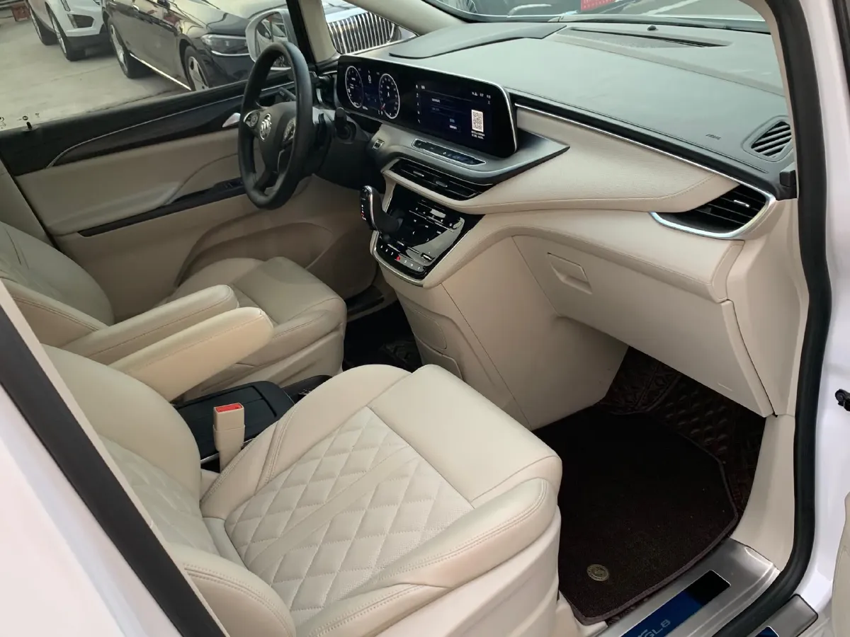 2023 Buick GL8 2.0T 237HP L4 9AT,autocango,china used car exporter,china ev exporter,chinese used car exporter,chinese used ev exporter
