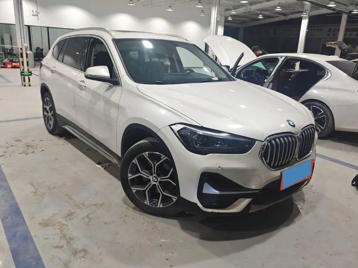 2022 BMW X1 1.5T 140HP L3 7DCT,autocango,china used car exporter,china ev exporter,chinese used car exporter,chinese used ev exporter