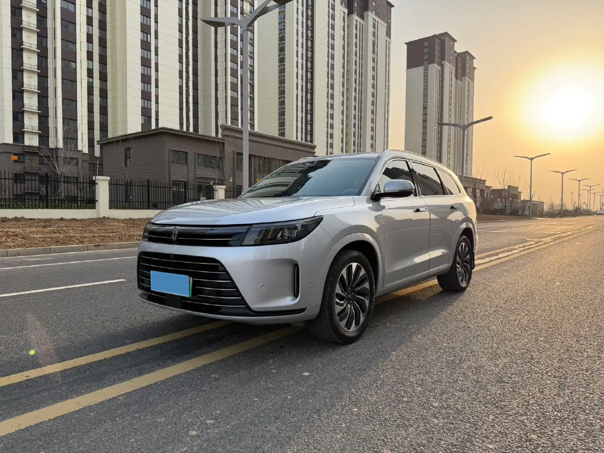 2024 AITO AITO M7 1.5T 152HP L4 REEV 40KWH,autocango,china used car exporter,china ev exporter,chinese used car exporter,chinese used ev exporter