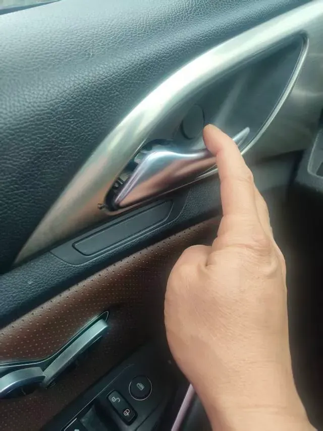 2017 BYD Song 1.5T 154HP L4 6DCT PHEV 16.9KWH,autocango,china used car exporter,china ev exporter,chinese used car exporter,chinese used ev exporter