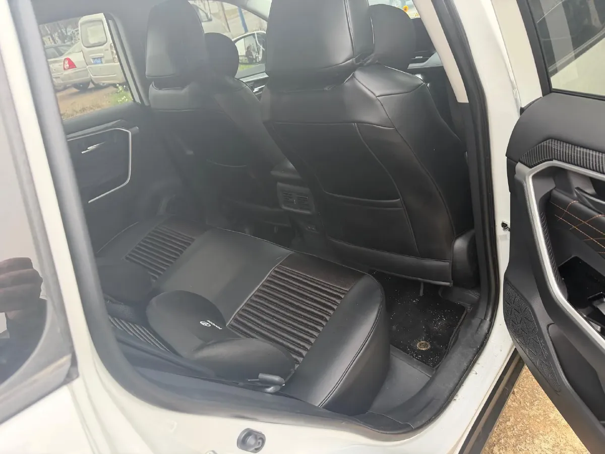 2024 Toyota RAV4 2.0L 171HP L4 CVT,autocango,china used car exporter,china ev exporter,chinese used car exporter,chinese used ev exporter