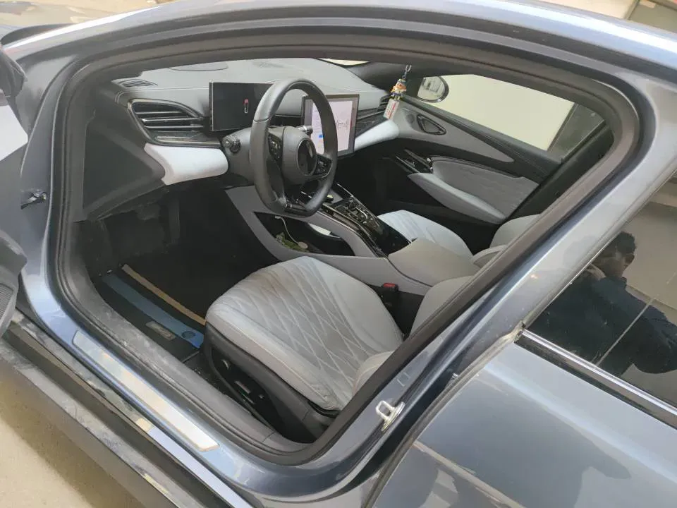 2022 AITO AITO M5 Range Extended 125HP REEV 40KWH,autocango,china used car exporter,china ev exporter,chinese used car exporter,chinese used ev exporter