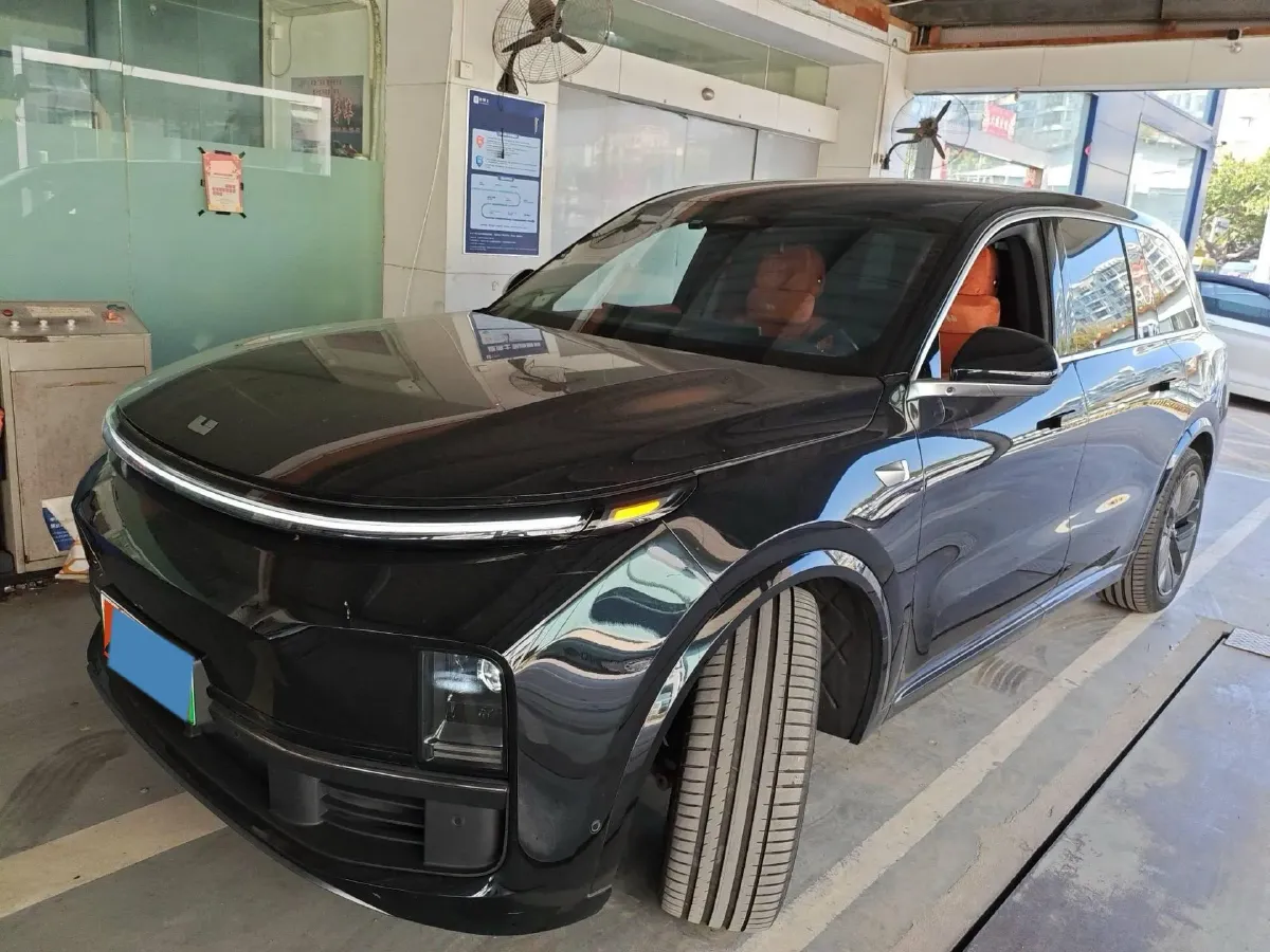 2023 Li L9 Range Extended 154HP REEV 42.6KWH,autocango,china used car exporter,china ev exporter,chinese used car exporter,chinese used ev exporter